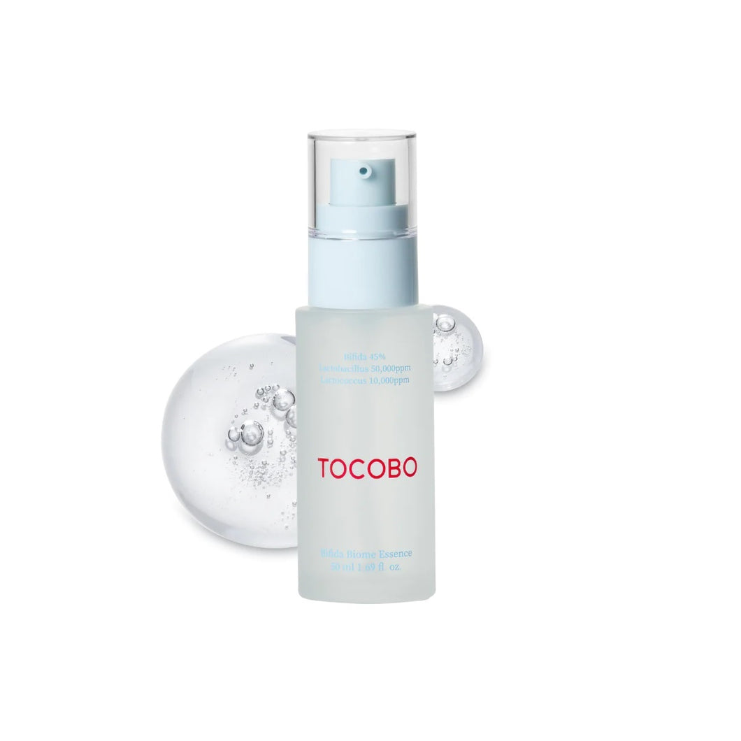 TOCOBO Bifida Biome Essence is a nourishing and revitalizing essence formulated with Bifida Ferment Lysate and Lactobacillus Ferment to strengthen the skin barrier and improve overall skin health. Enriched with Niacinamide and Vitamin E, it brightens the complexion while providing hydration and soothing effects. The essence also contains Saccharum Officinarum (Sugar Cane) Extract and Chlorella Vulgaris Extract to promote skin vitality. Suitable for all skin types, this essence leaves the skin feeling smooth